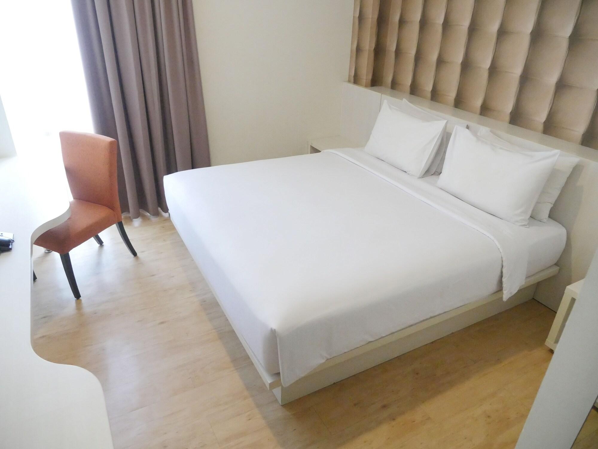 Yasmin Hotel Karawaci Tangerang Dış mekan fotoğraf