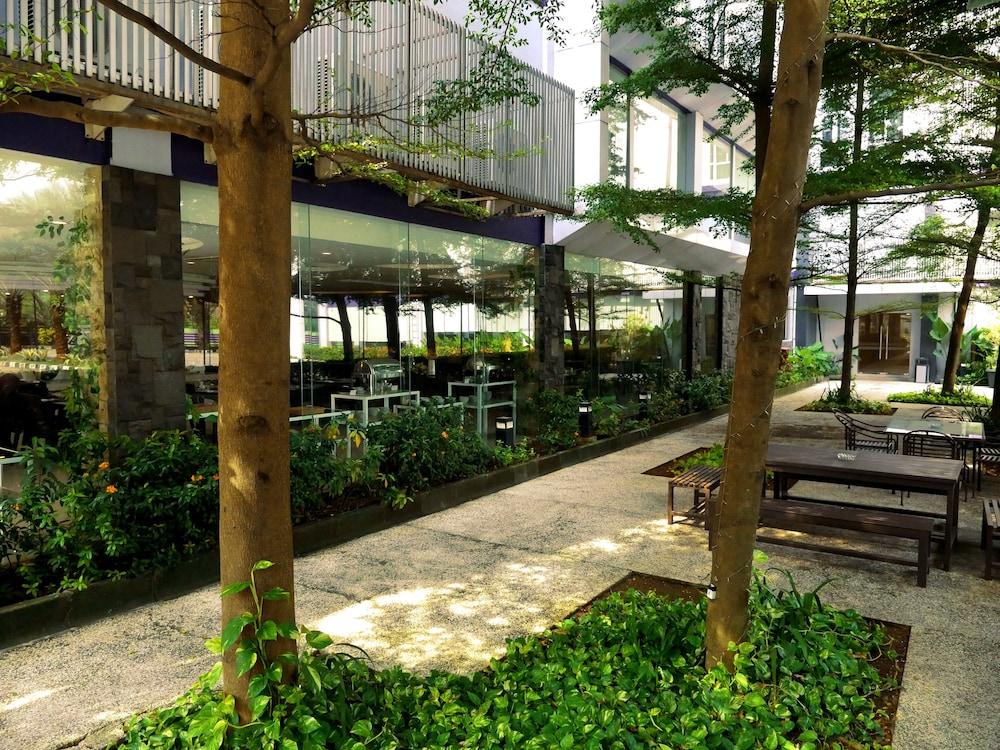Yasmin Hotel Karawaci Tangerang Dış mekan fotoğraf