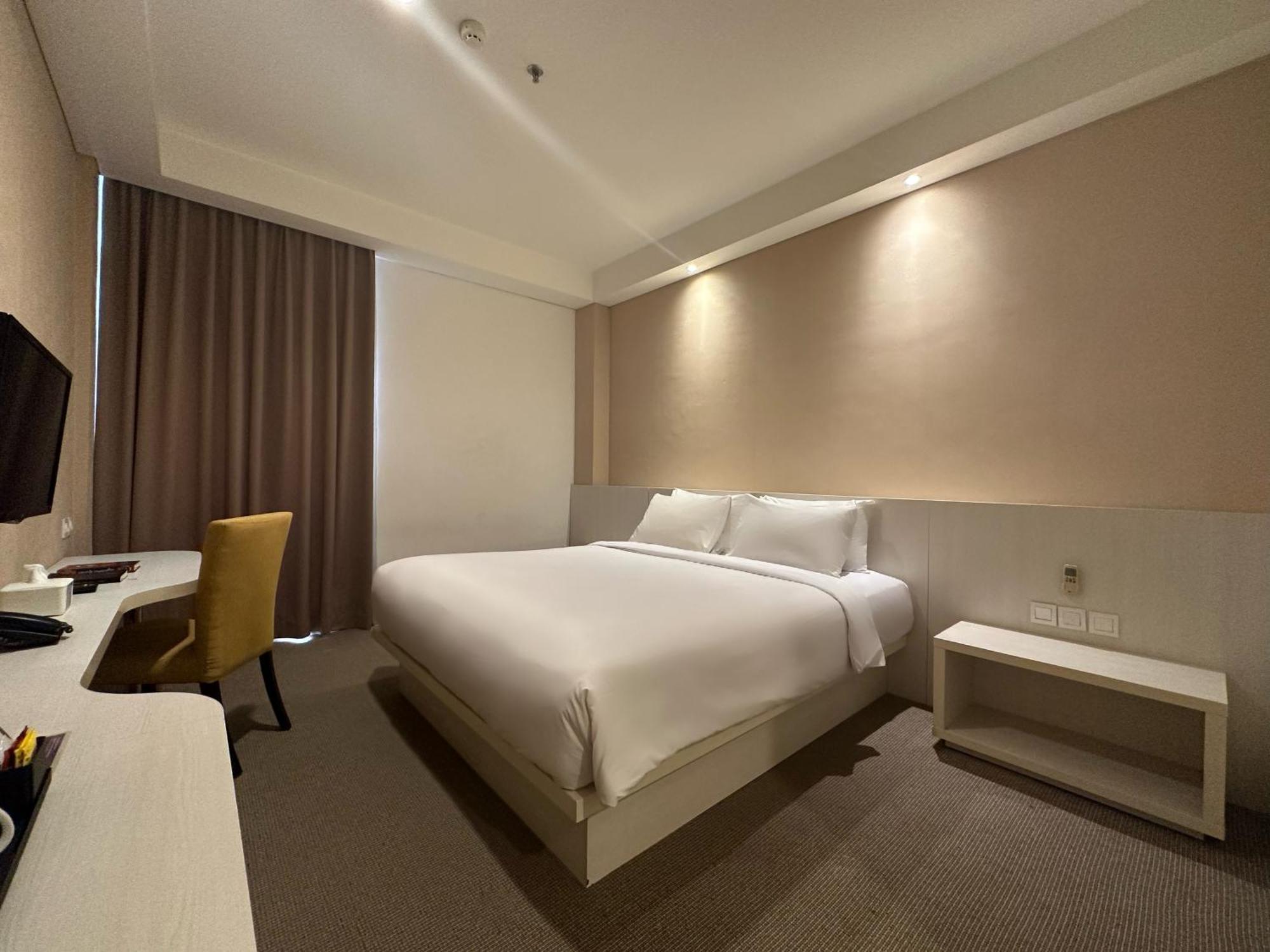 Yasmin Hotel Karawaci Tangerang Dış mekan fotoğraf