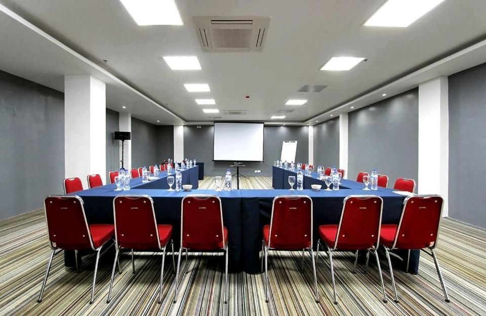 Yasmin Hotel Karawaci Tangerang Dış mekan fotoğraf