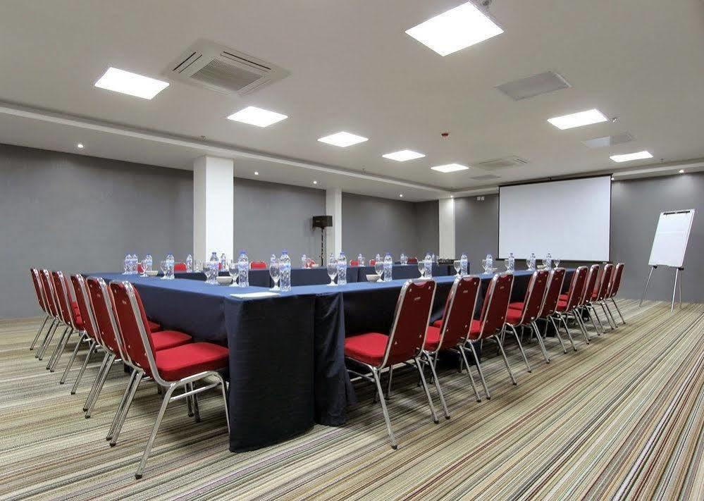 Yasmin Hotel Karawaci Tangerang Dış mekan fotoğraf